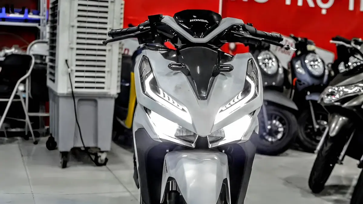 Honda ने सस्ते कीमत पे लौन्च किया स्कूटर, 60KM/L की माइलेज और दमदार परफॉर्मेंस के साथ हुआ लॉन्च, जाने कीमत