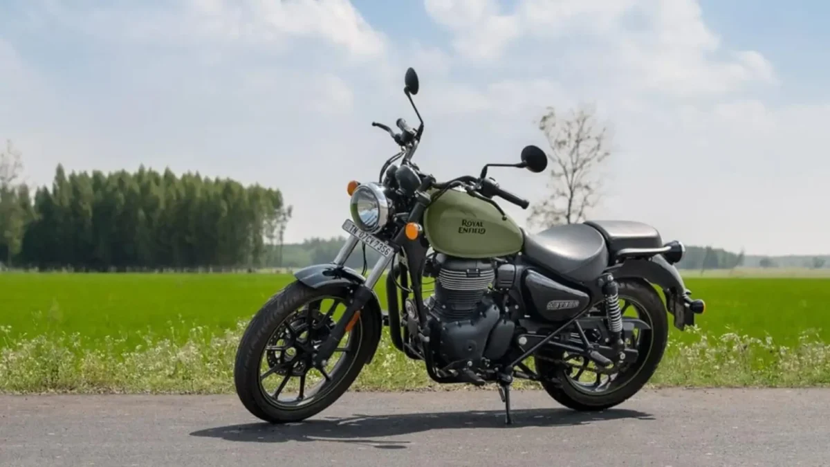 Royal Enfield Meteor 350 हुआ ₹17,000 सस्ता, 350cc इंजन और 45KM के माइलेज के साथ